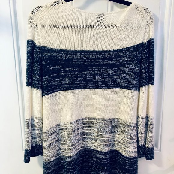 GAP  blue and white striped sweater L - Picture 4 of 6